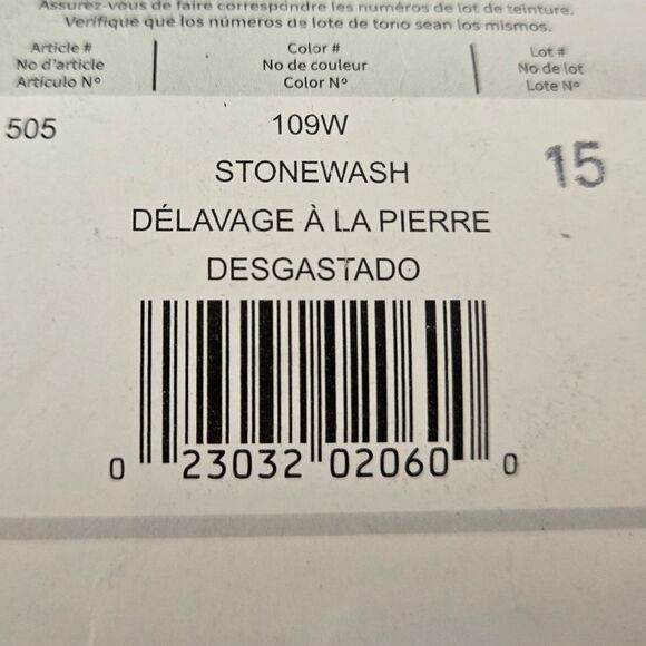 4 SKEINS LION BRAND YARNS JEANS YARN STONEWASH 3.5 OZ EA - Picture 8 of 12